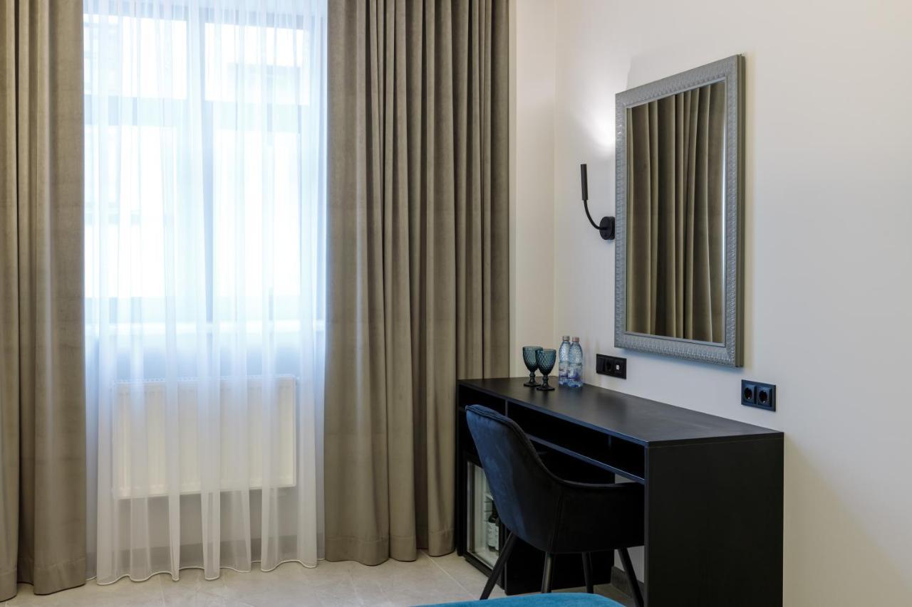 Richmond Hotel Chişinău Esterno foto