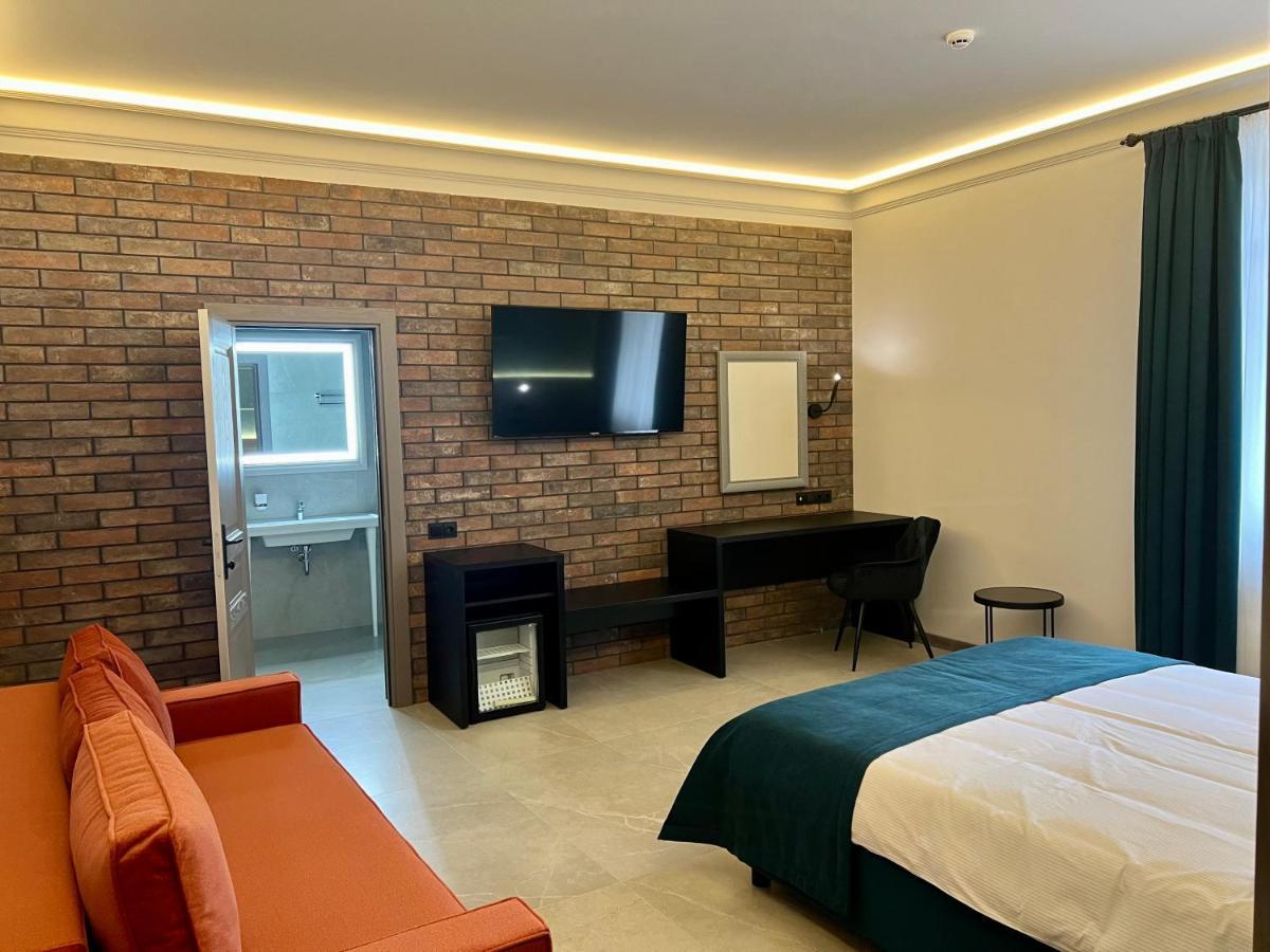 Richmond Hotel Chişinău Esterno foto