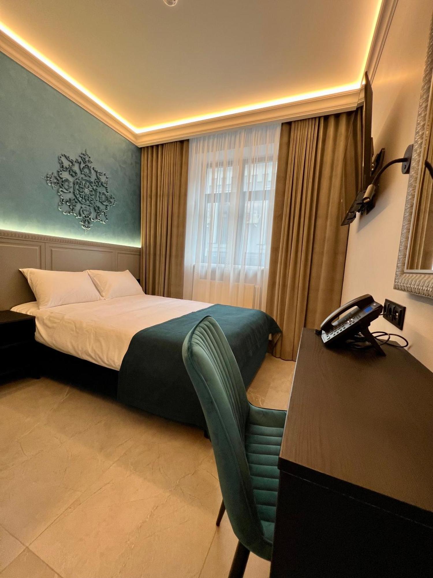 Richmond Hotel Chişinău Esterno foto